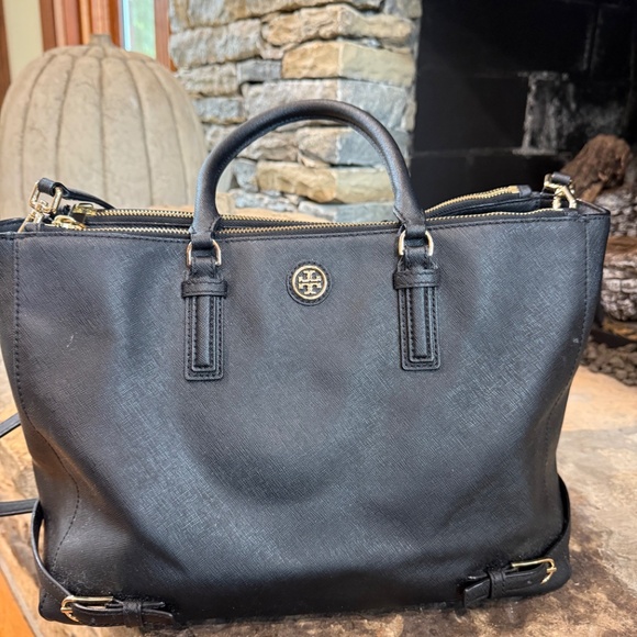 Tory Burch Saffiano Black Robinson Tote - Picture 2 of 9